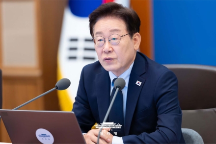 이재명 대통령 “안전은 가장 효율적인 투자”…우주항공·국방 혁신·전통시장 지원 강화 지시