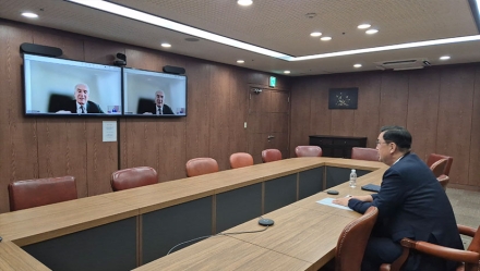 정부 중동평화 대표, 유엔 중동특사와 화상 면담…"중동 안정 위한 협력 지속"