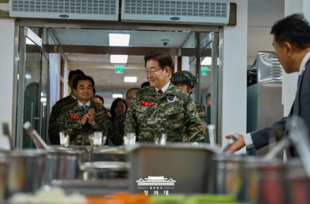 이재명 대통령, 연평부대 방문… “장병 희생에 특별한 보상 필요”