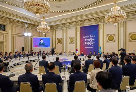 박홍근 기획예산처 장관 "2027년 총지출 10% 이상 확대…3대 메가프로젝트 집중 투자"
