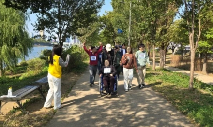 IPARK현대산업개발, 장애인·비장애인 함께하는 걷기대회 지원…지역사회 포용 실천