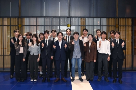 김정관 산업부 장관, 신임 사무관들과 소통…“후배들의 든든한 ‘빽’ 되겠다”